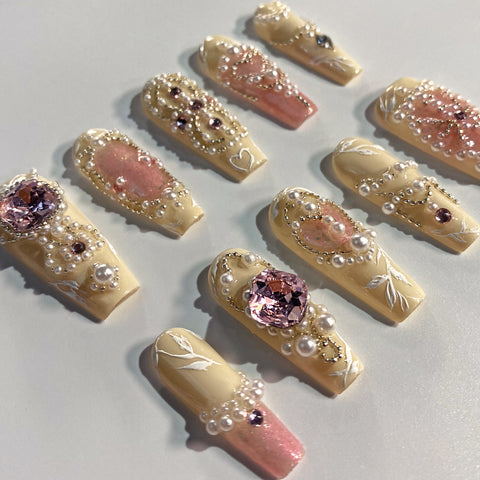 Luxury White Powder Square Nails