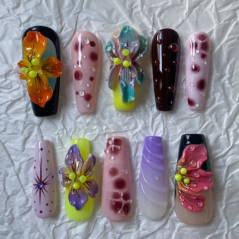 The World of Flowers Press on Nails